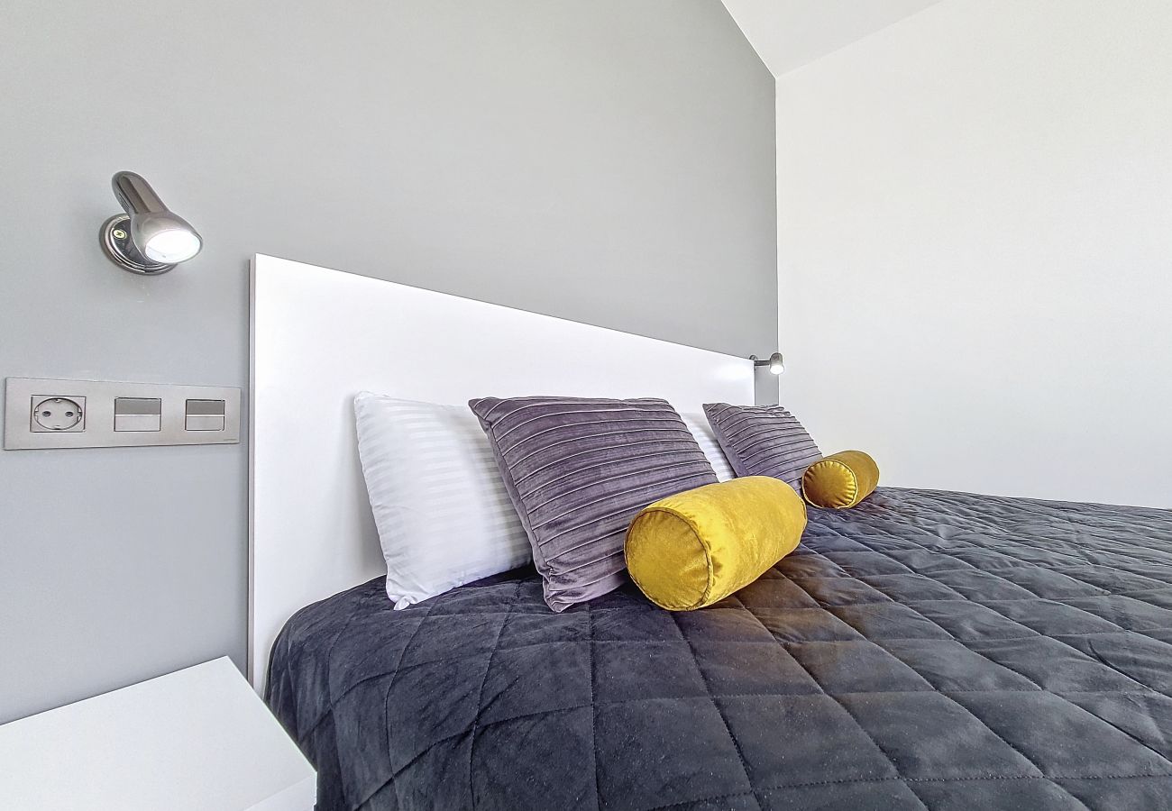 Villa in Los Alcazares - Sea View Villa with Private Pool and Roof Terrace