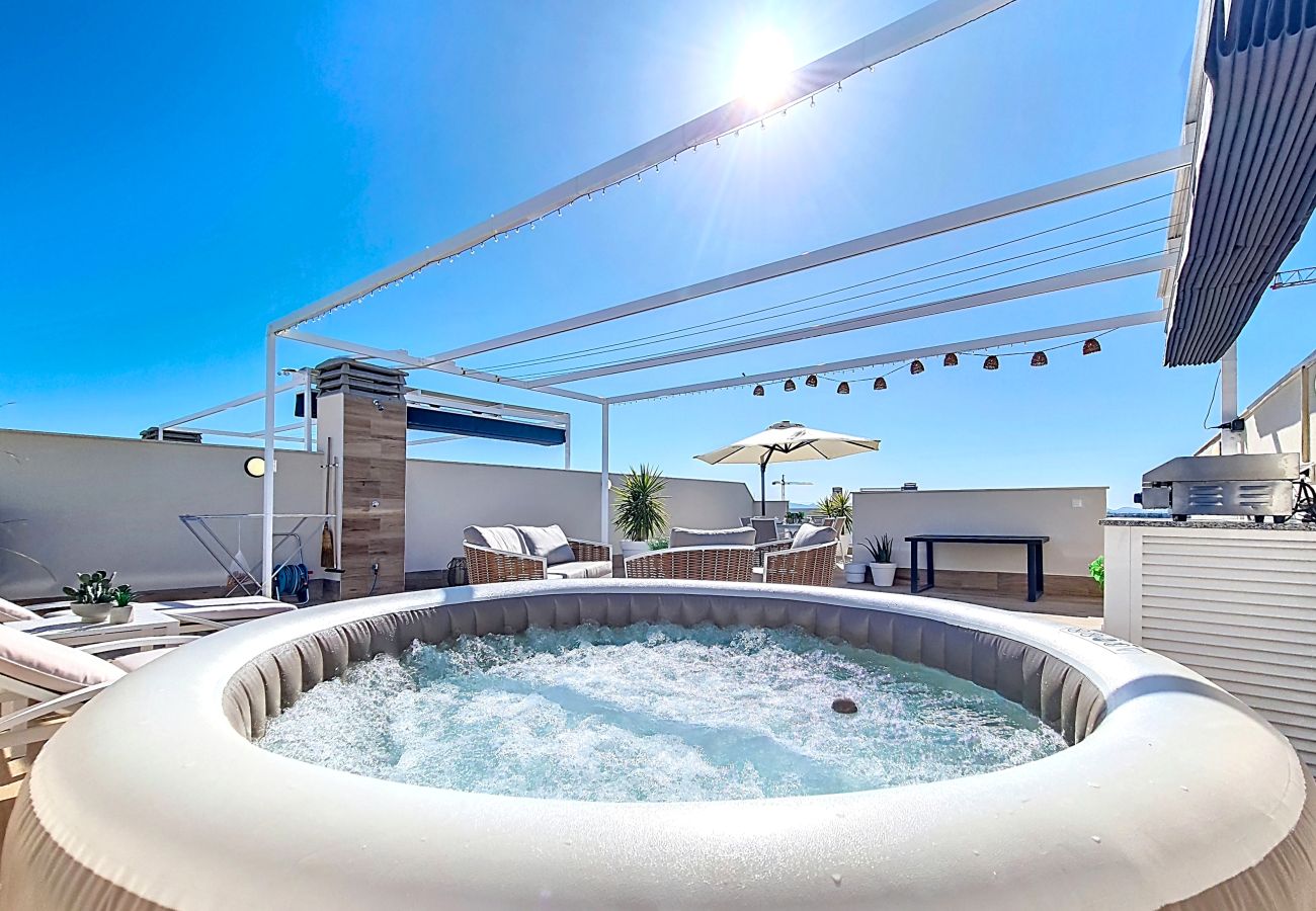 Apartment in San Javier - Penthouse with private roof terrace with jacuzzi