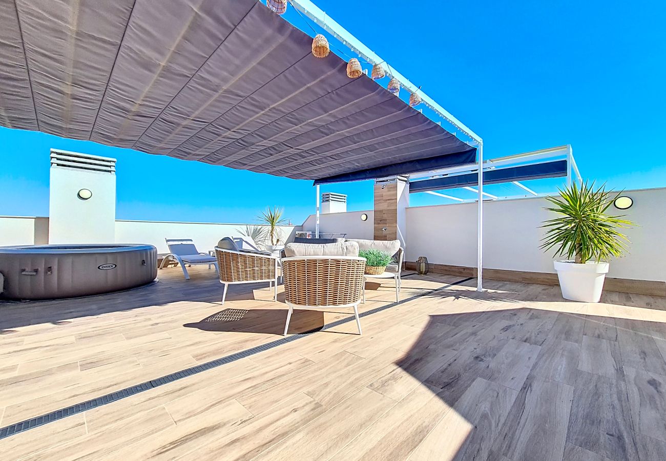 Apartment in San Javier - Penthouse with private roof terrace with jacuzzi