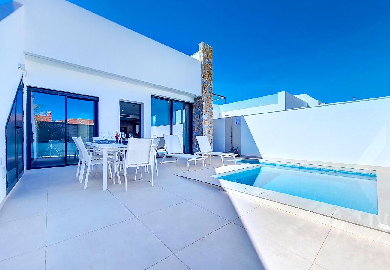 Villa in San Javier - Villa with private pool and Jacuzzi