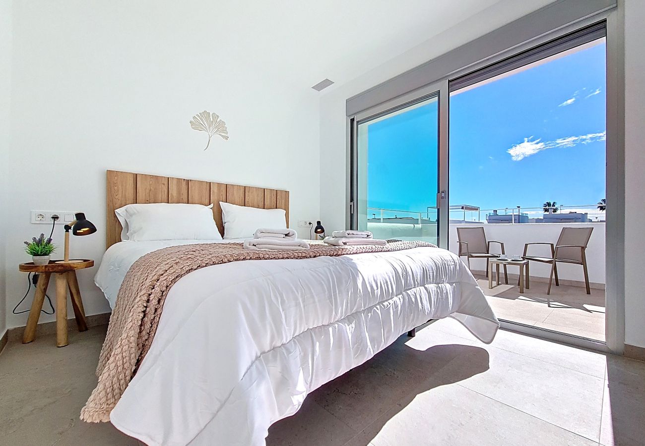 Villa in Los Alcazares - Villa with private pool, BBQ and large patio