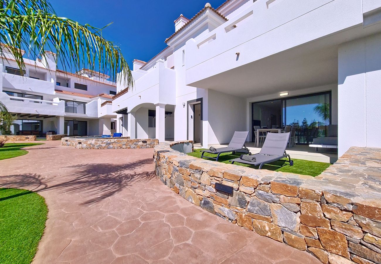 Apartment in Los Alcazares - South-Facing Ground Floor Apartment by the Pool