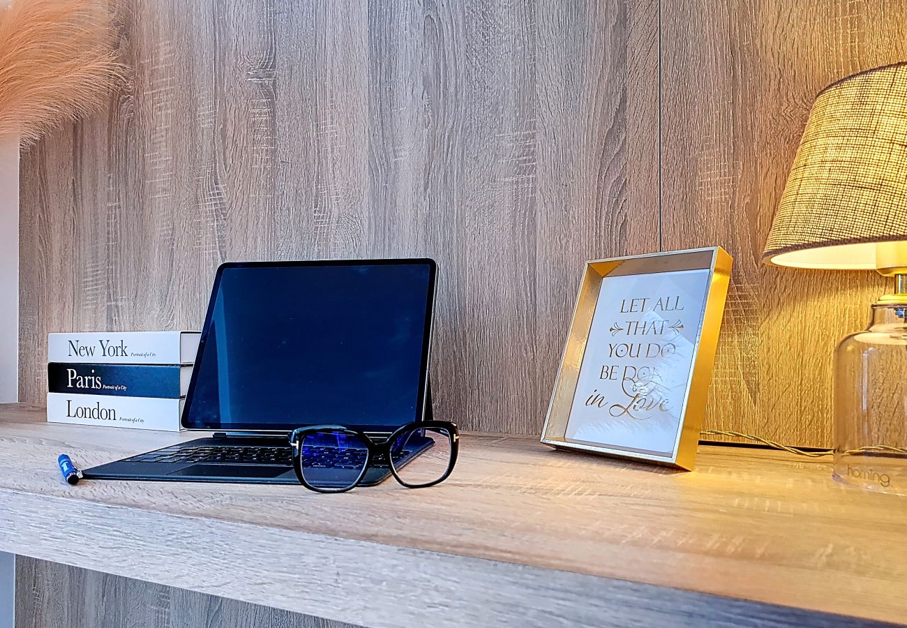 Apartment in Los Alcazares - Exclusive Ground Floor Apartment by the Pool