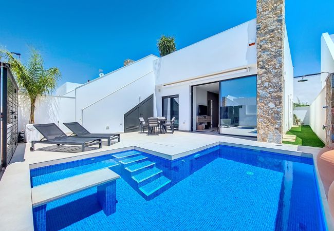 Villa in San Javier - Villa with Private Pool and Roof Terrace