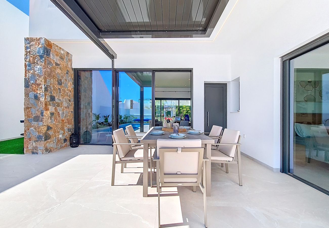 Villa in San Javier - Villa with Private Pool and Roof Terrace