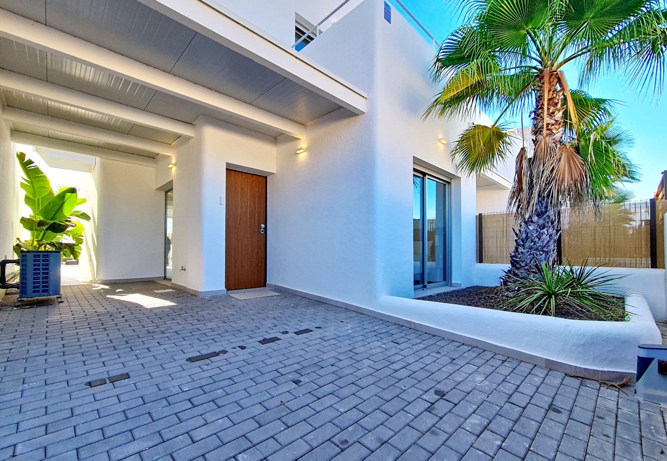 Villa in Los Alcazares - Villa with private pool, roof terrace and BBQ 