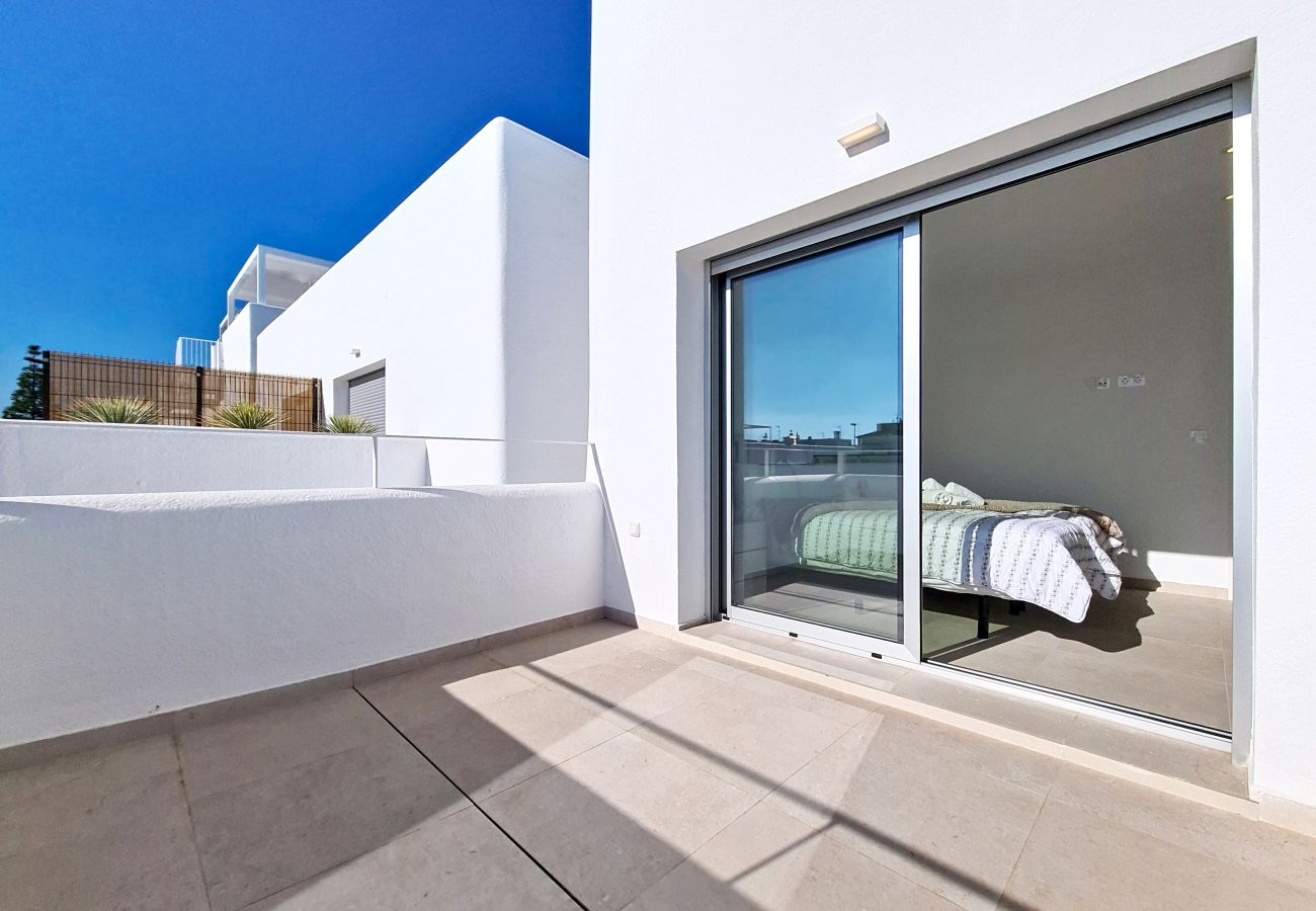 Villa in Los Alcazares - Villa with private pool, roof terrace and BBQ 