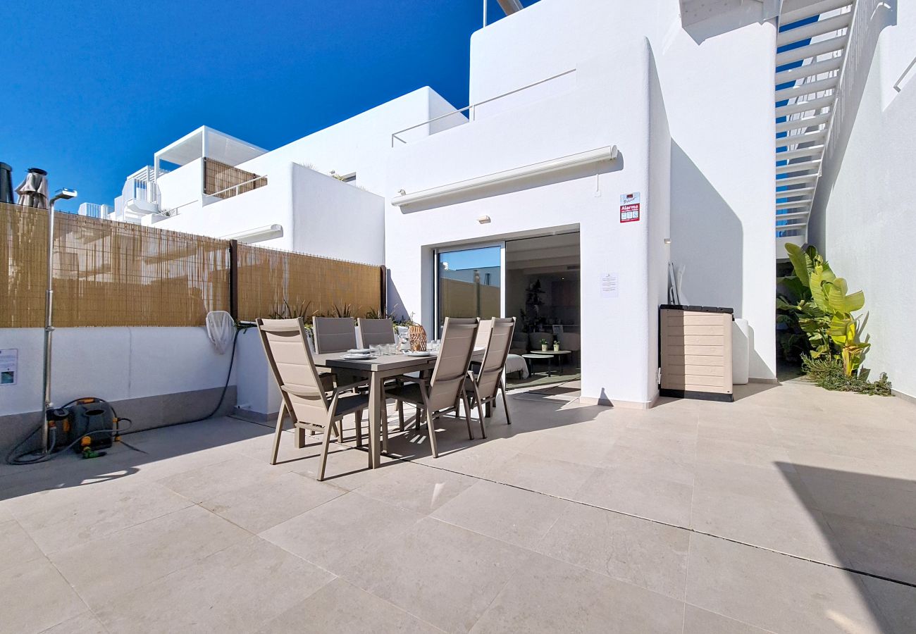 Villa in Los Alcazares - Villa with private pool, roof terrace and BBQ 