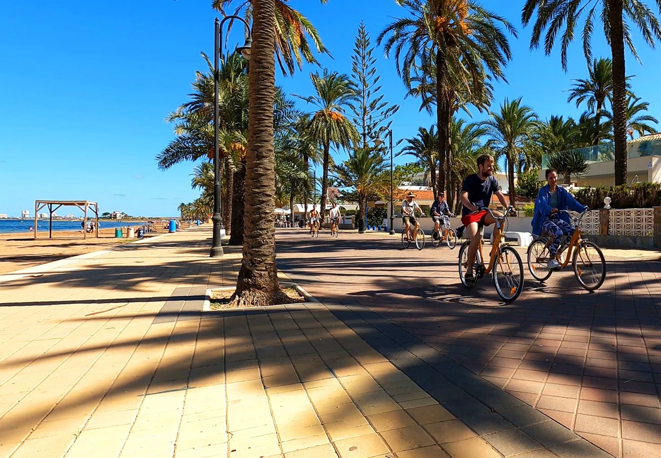 Apartment in Mar de Cristal - Bright Apartment with Expansive Poolside Balcony