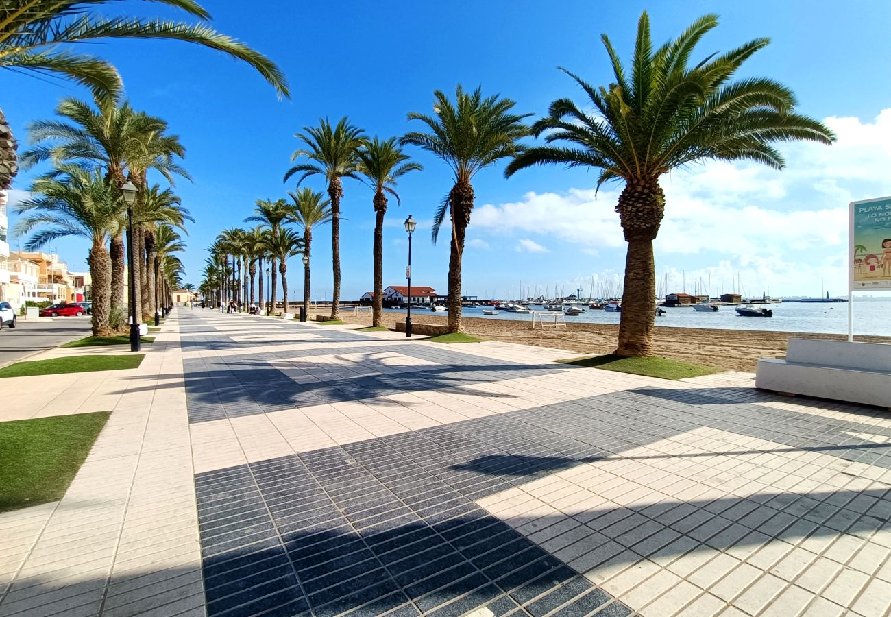 Apartment in Los Alcazares - Luxury Poolside Apartment • Terrace & Parking