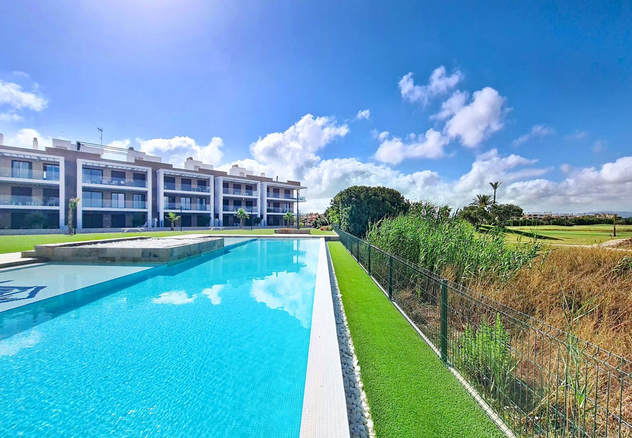 Apartment in Los Alcazares - Ground Floor Apartment Overlooking the Pool