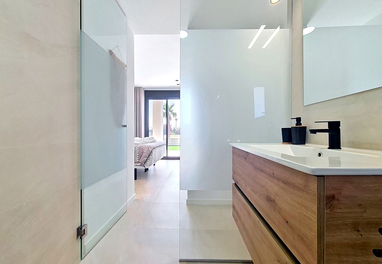 Apartment in Los Alcazares - Ground Floor Apartment Overlooking the Pool