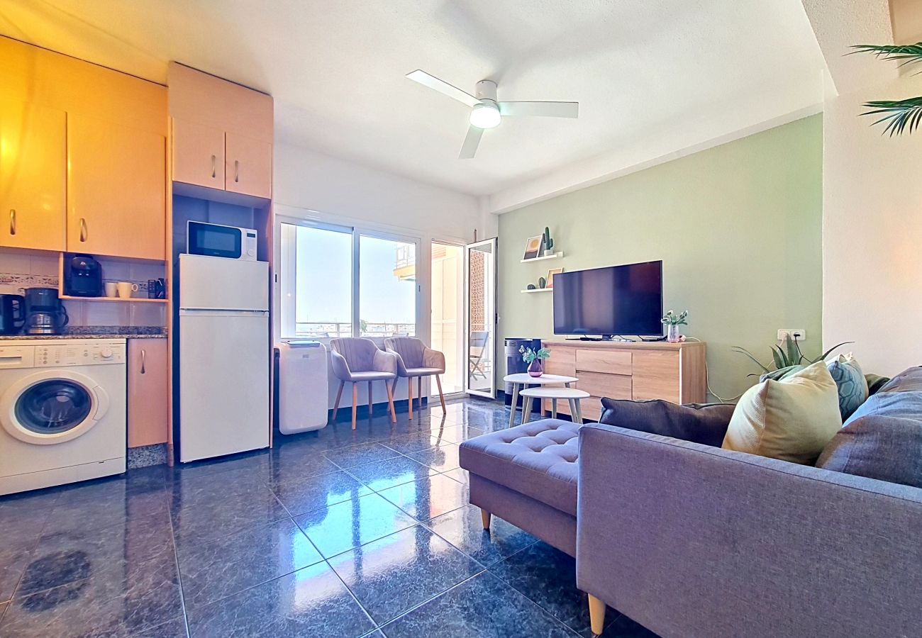 Apartment in San Pedro del Pinatar - Sea-view frontline apartment with balcony