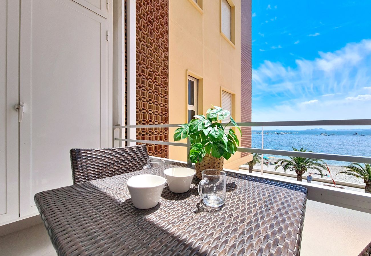 Apartment in San Pedro del Pinatar - Sea-view frontline apartment with balcony
