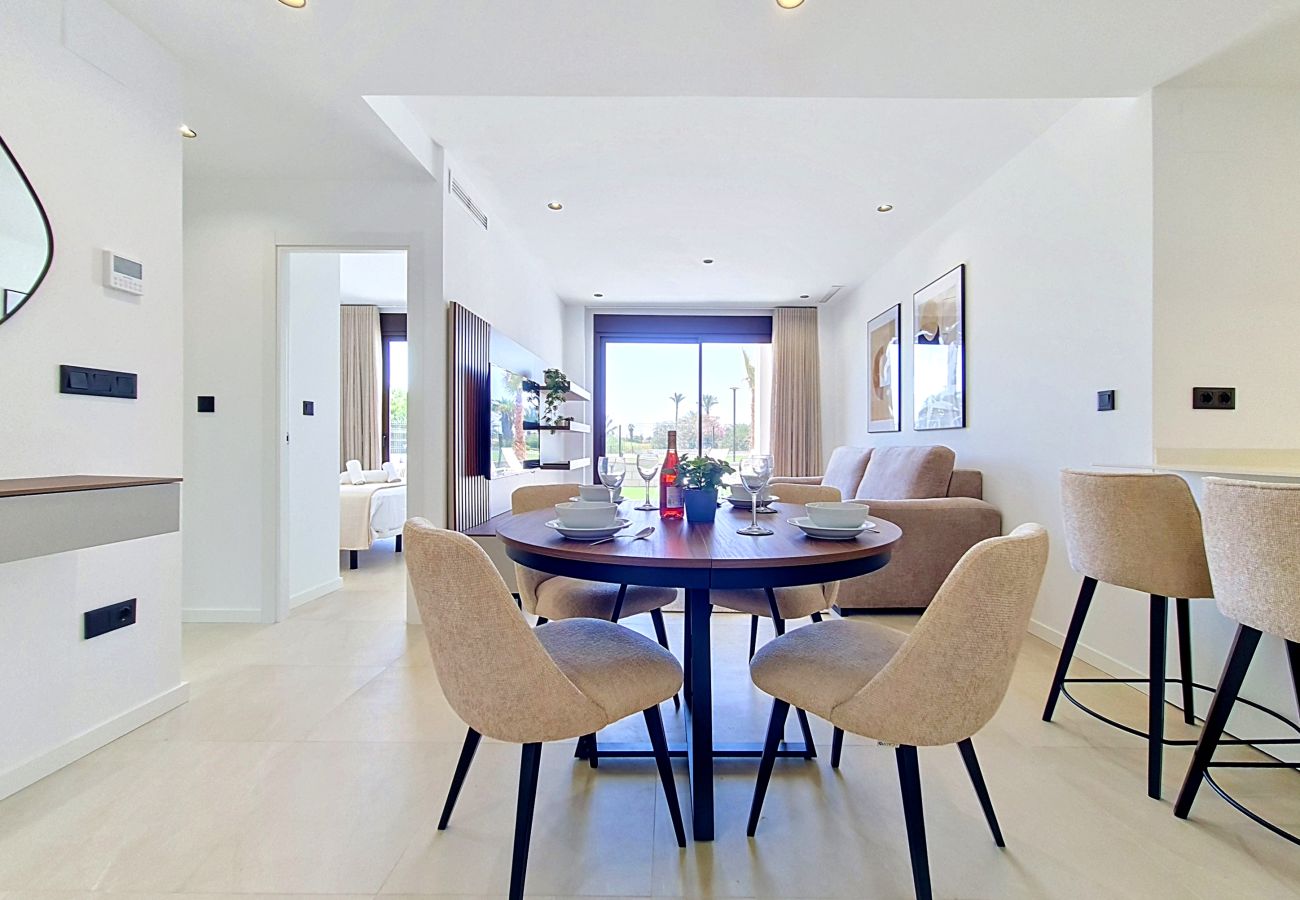 Apartment in Los Alcazares - Ground Floor Apt with Terrace & Pool Views