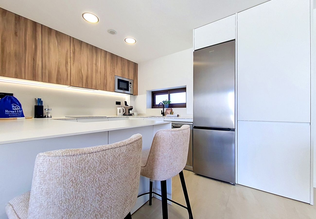 Apartment in Los Alcazares - Ground Floor Apt with Terrace & Pool Views