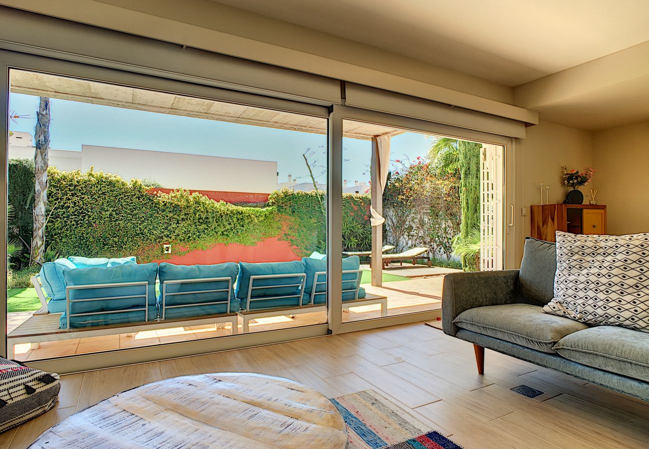 Villa in Mar de Cristal - Moderne villa met privézwembad en tuin