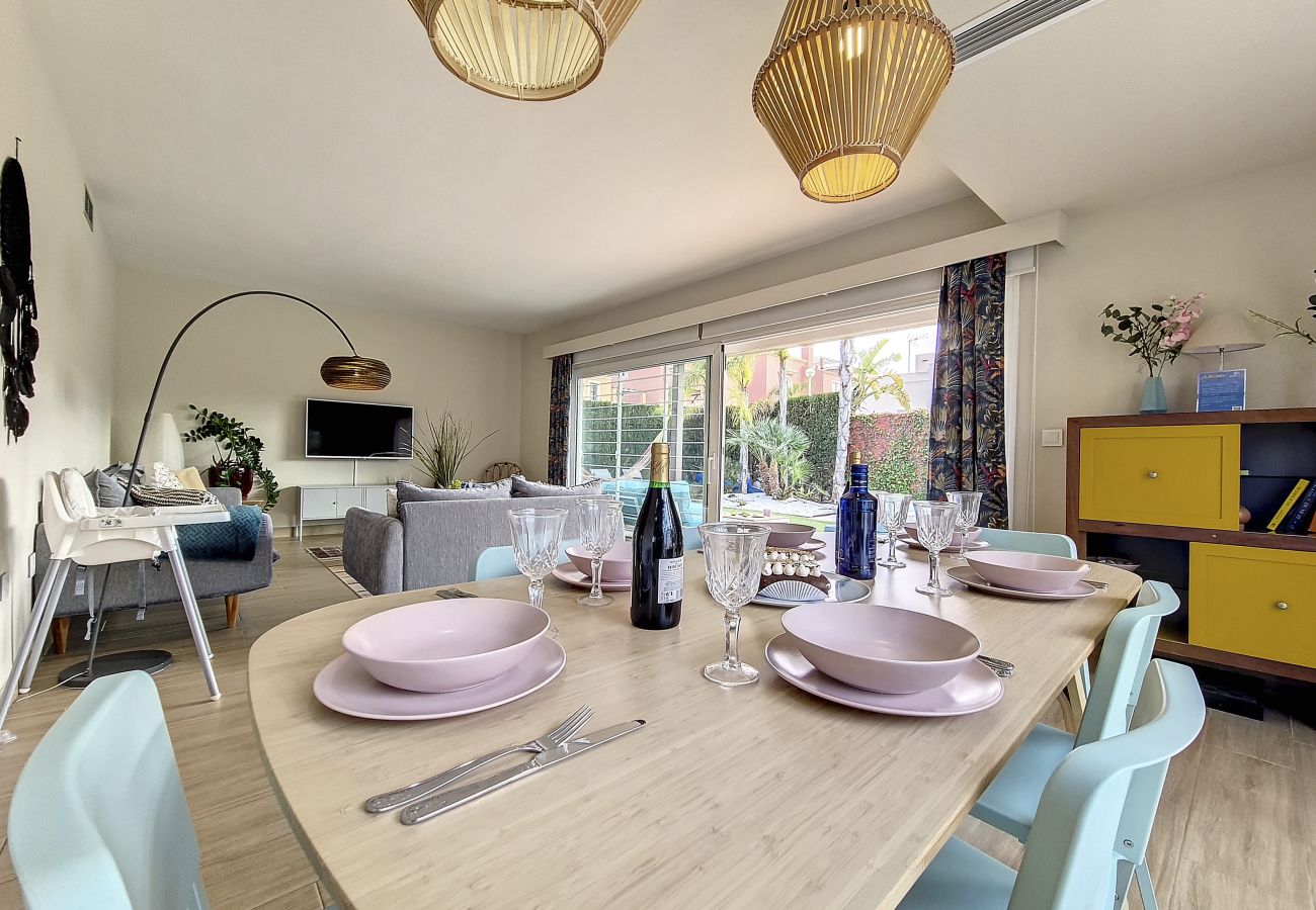 Villa in Mar de Cristal - Moderne villa met privézwembad en tuin