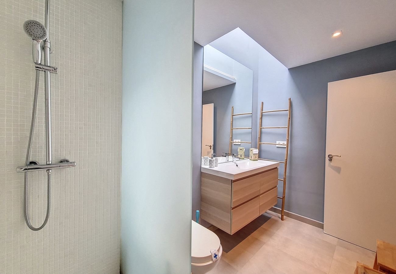 Villa in Mar de Cristal - Moderne villa met privézwembad en tuin