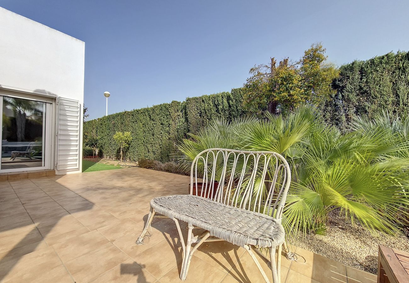 Villa in Mar de Cristal - Moderne villa met privézwembad en tuin