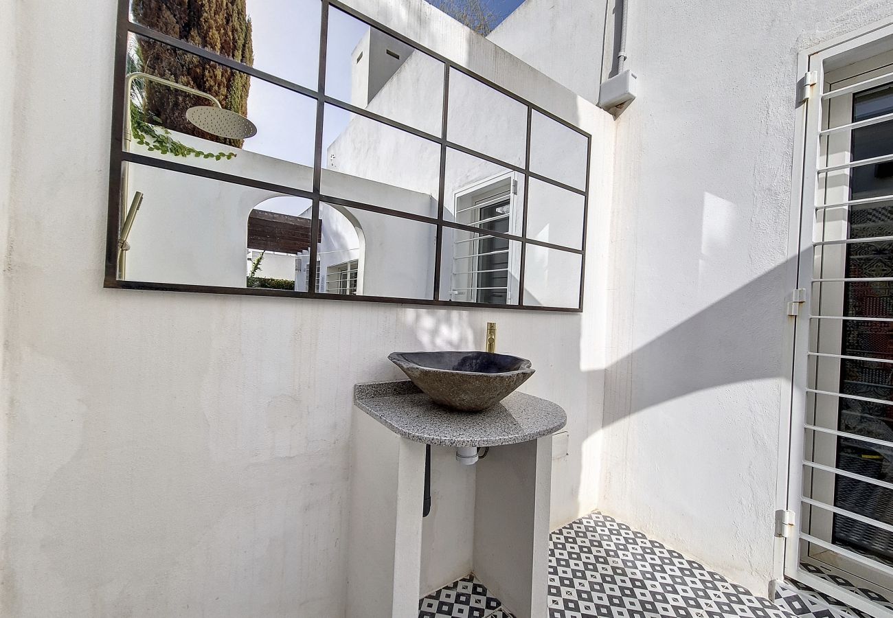 Villa in Mar de Cristal - Moderne villa met privézwembad en tuin