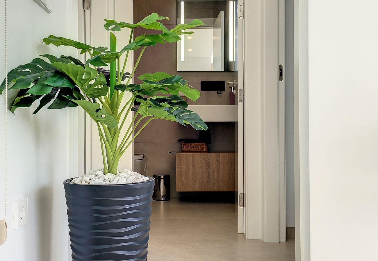 Villa in Santiago de la Ribera - Villa met privé zwembad en dakterras