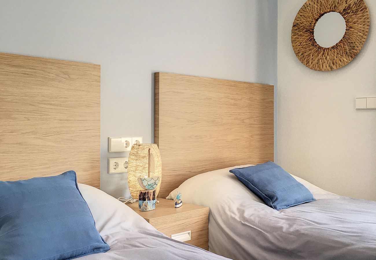 Villa in Santiago de la Ribera - Villa met privé zwembad en dakterras