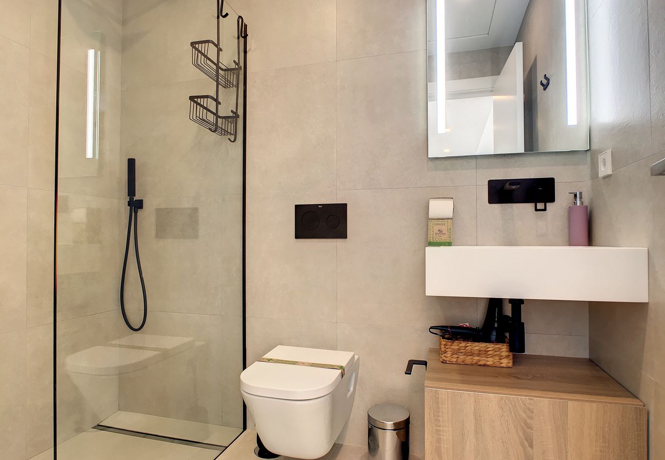 Villa in Santiago de la Ribera - Villa met privé zwembad en dakterras
