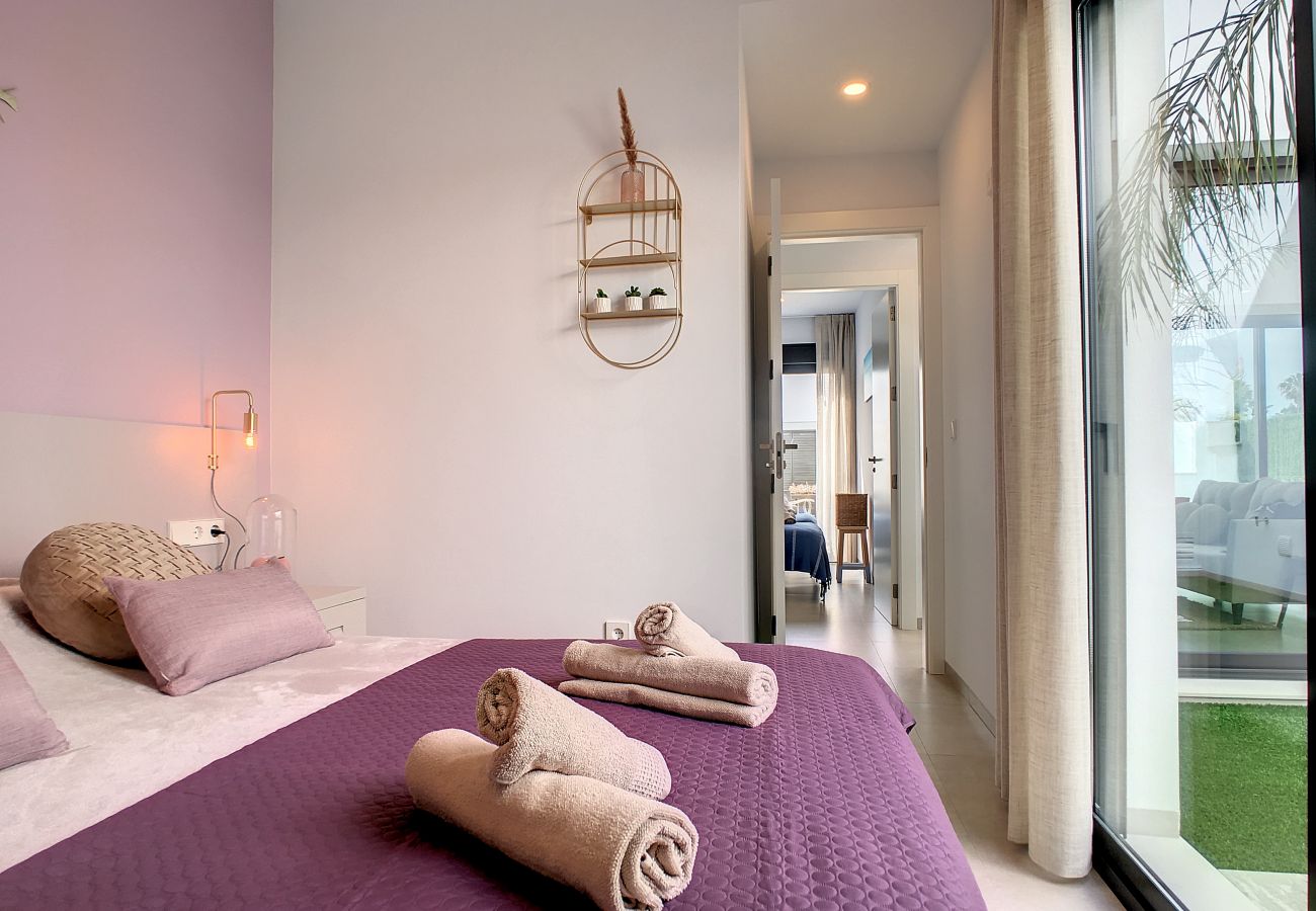 Villa in Santiago de la Ribera - Villa met privé zwembad en dakterras