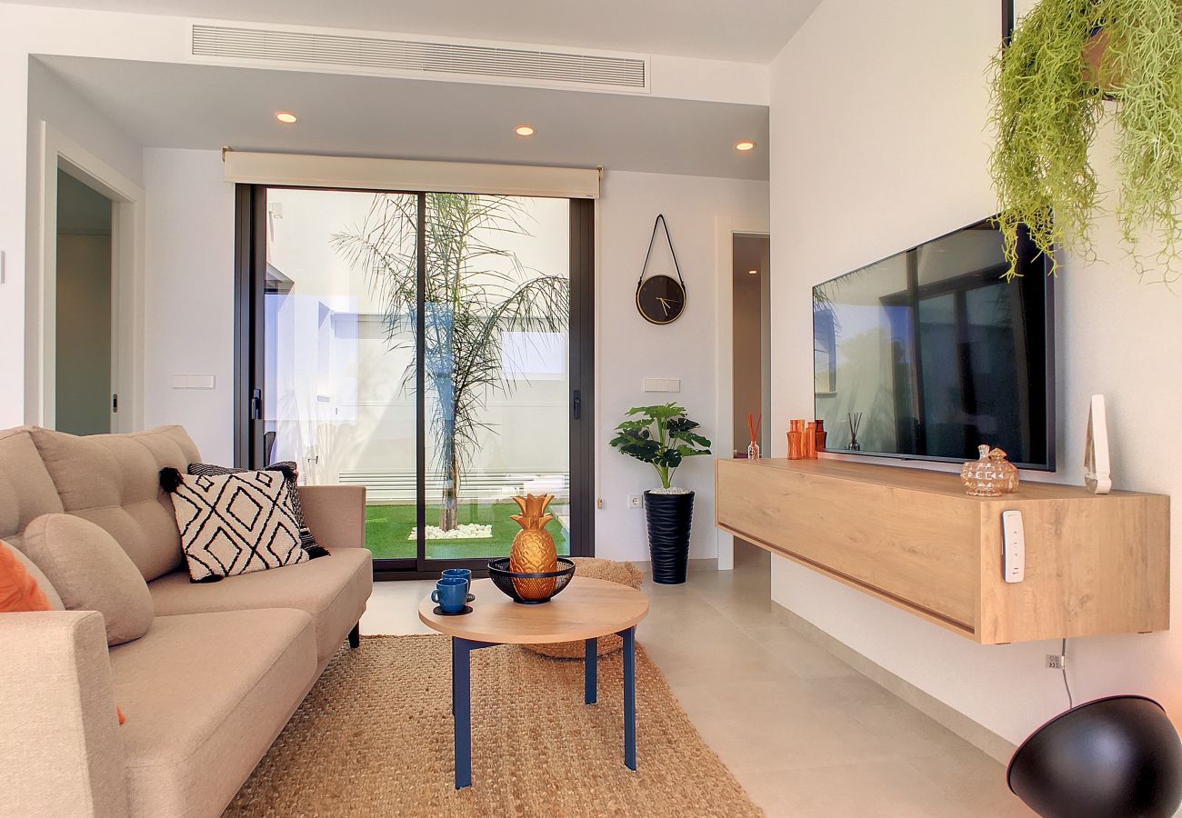 Villa in Santiago de la Ribera - Villa met privé zwembad en dakterras