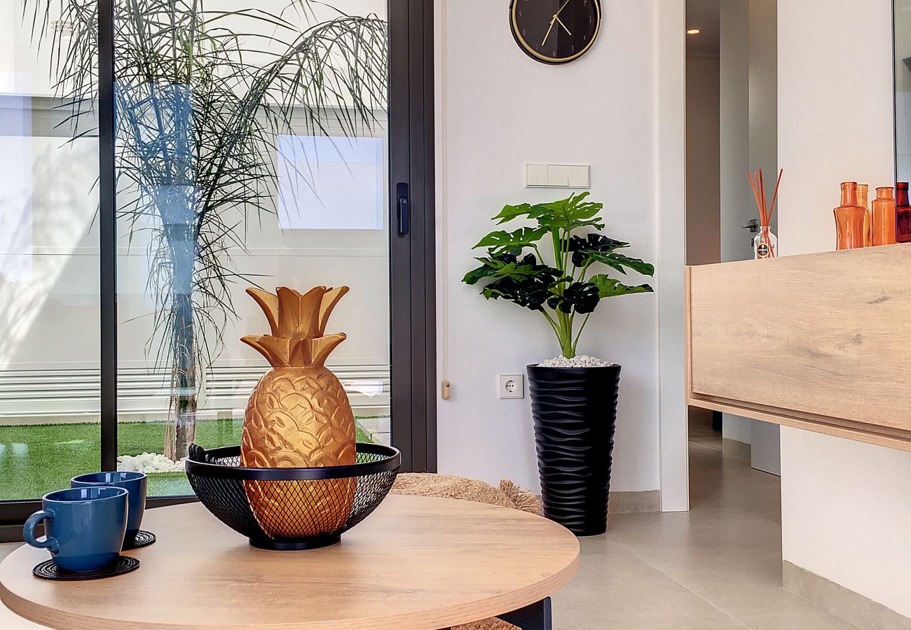 Villa in Santiago de la Ribera - Villa met privé zwembad en dakterras