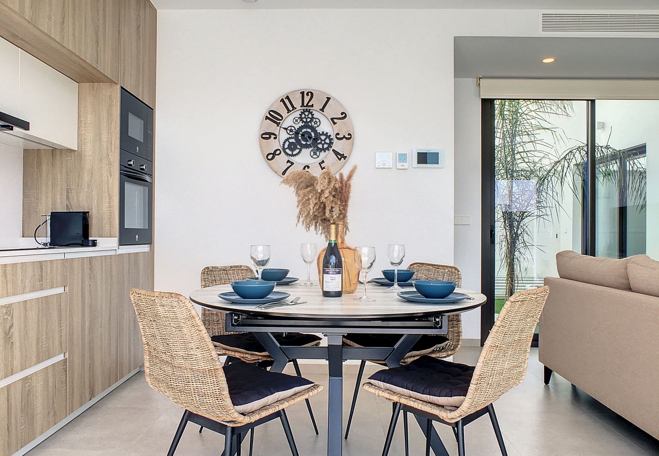 Villa in Santiago de la Ribera - Villa met privé zwembad en dakterras