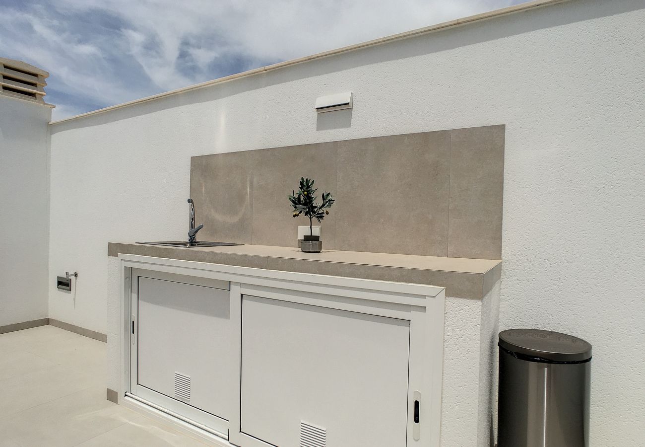Villa in Santiago de la Ribera - Villa met privé zwembad en dakterras