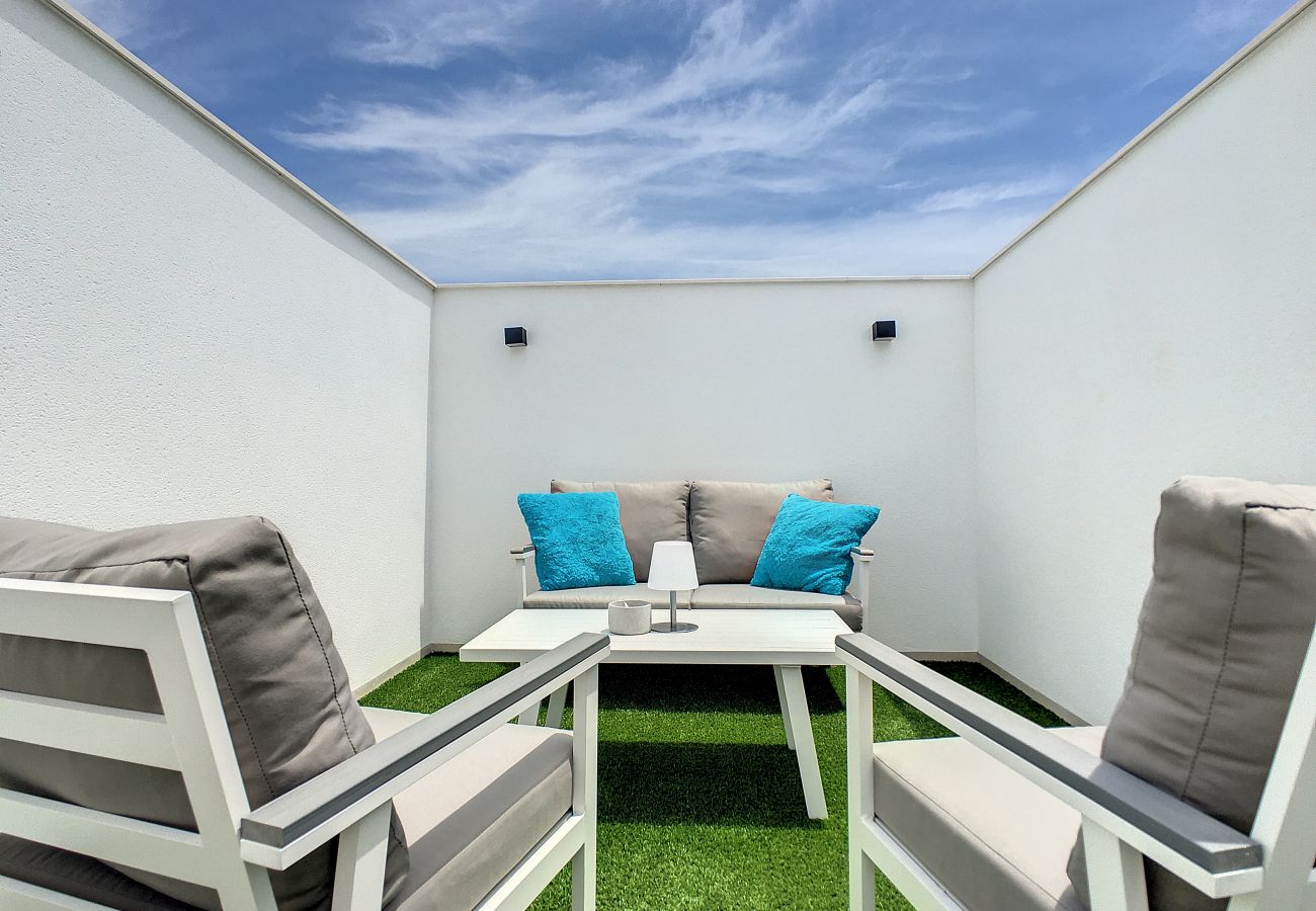 Villa in Santiago de la Ribera - Villa met privé zwembad en dakterras