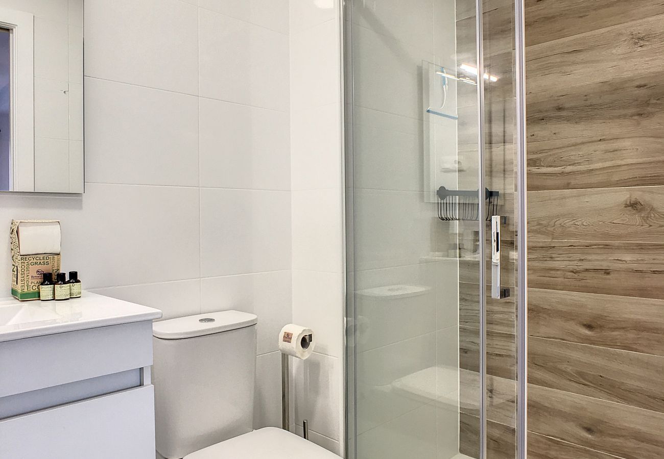 Appartement in San Pedro del Pinatar - Eigen dakterras, wifi, zwembad en kabel-tv