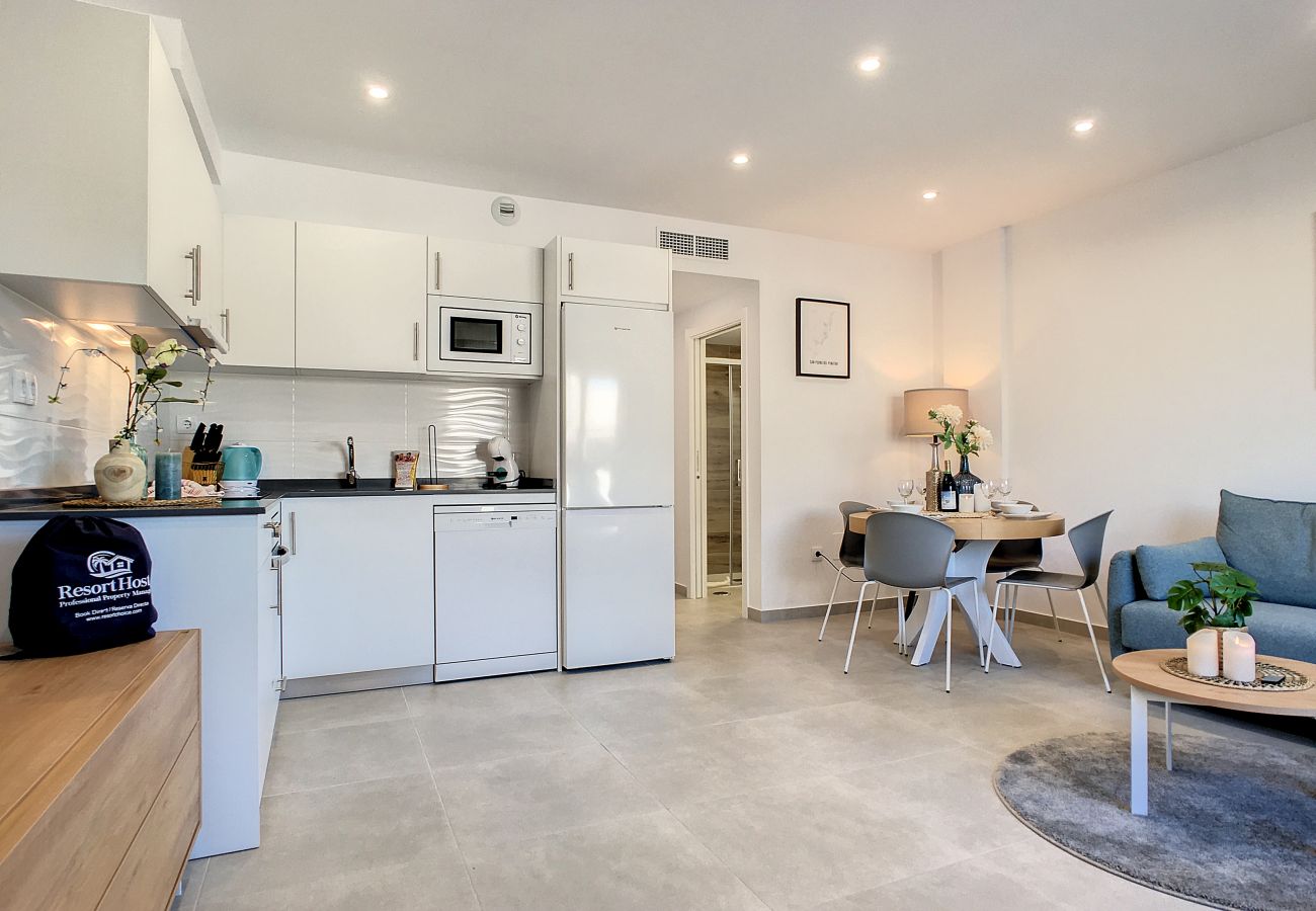 Appartement in San Pedro del Pinatar - Eigen dakterras, wifi, zwembad en kabel-tv
