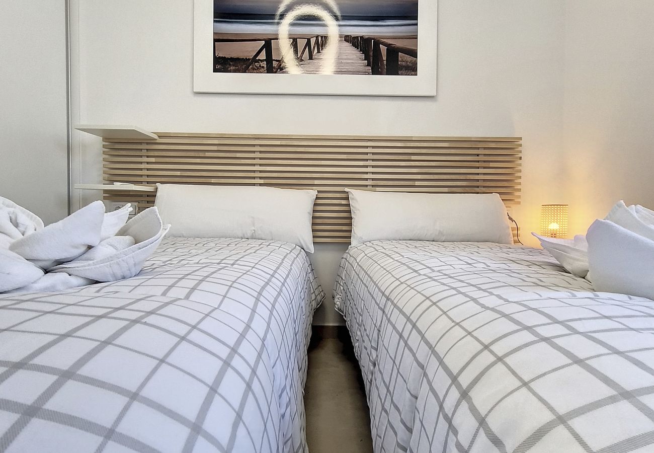 Appartement in Mar de Cristal - Penthouse met dakterras en uitzicht op het zwembad