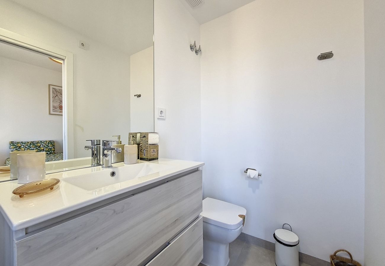 Appartement in Mar de Cristal - Penthouse-appartement met uitzicht op het zwembad en de zee