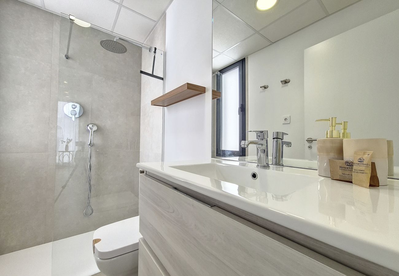 Appartement in Mar de Cristal - Penthouse-appartement met uitzicht op het zwembad en de zee