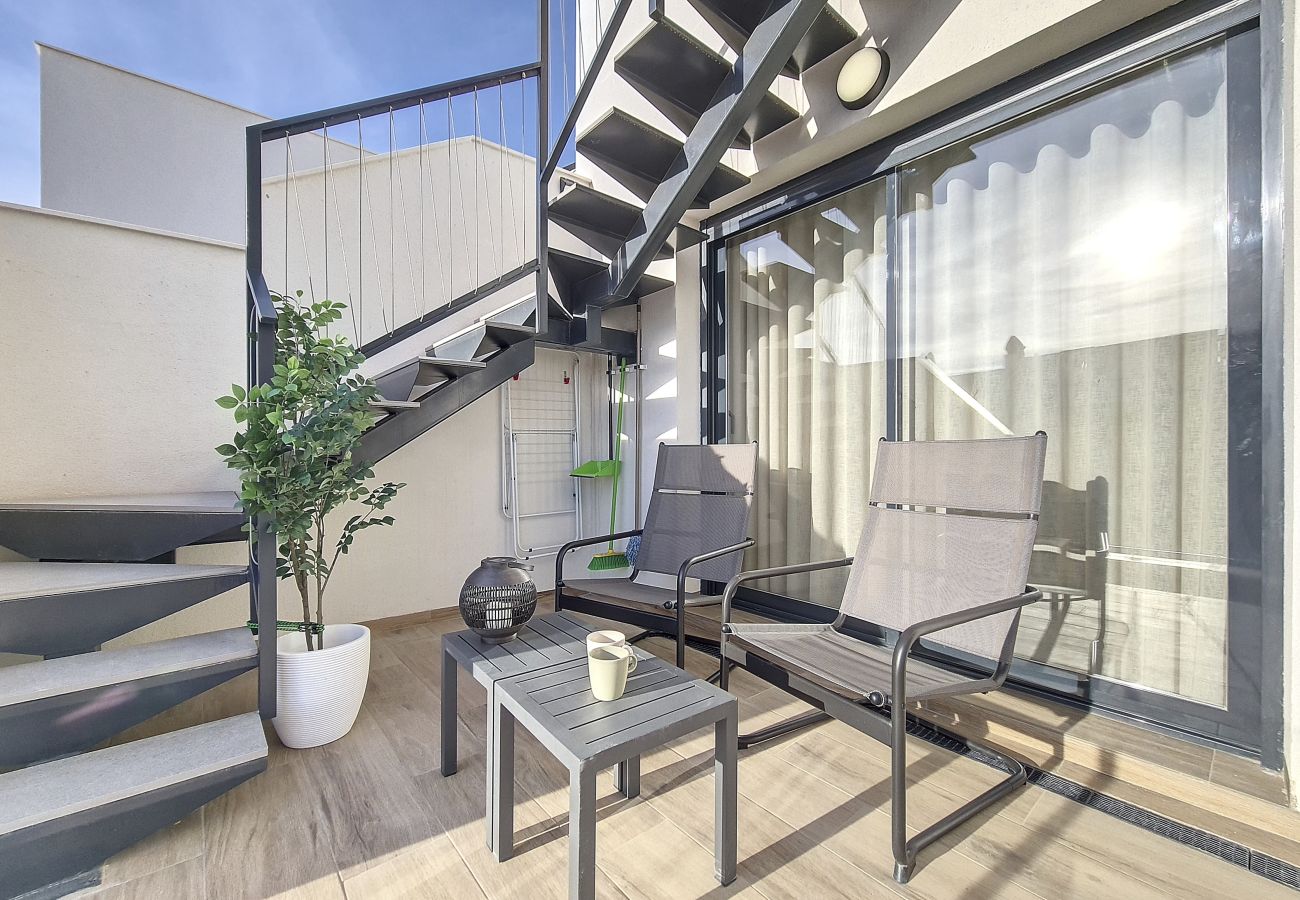 Appartement in San Javier - Penthouse-appartement met uitzicht op zee en het zwembad