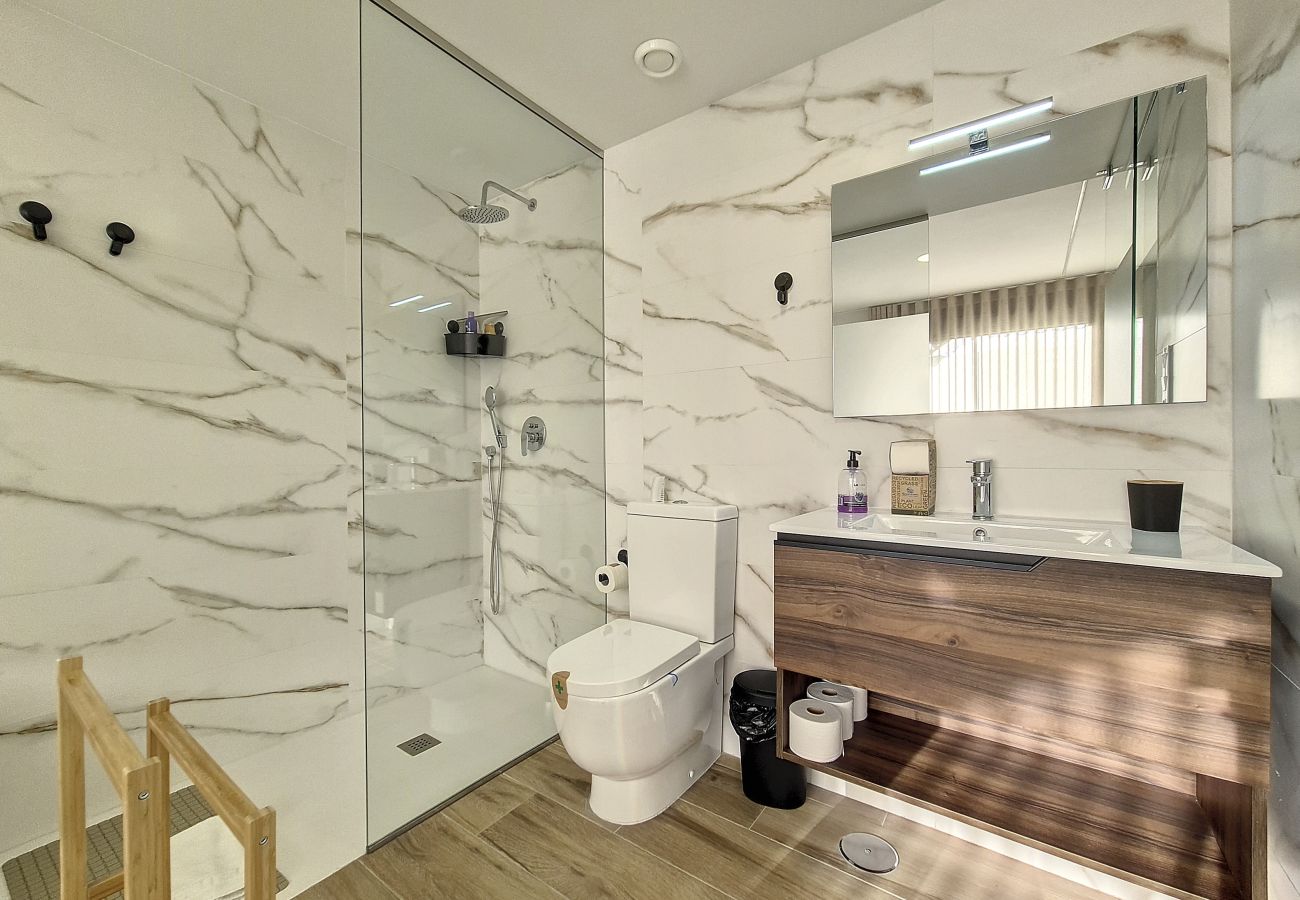 Appartement in San Javier - Penthouse-appartement met uitzicht op zee en het zwembad