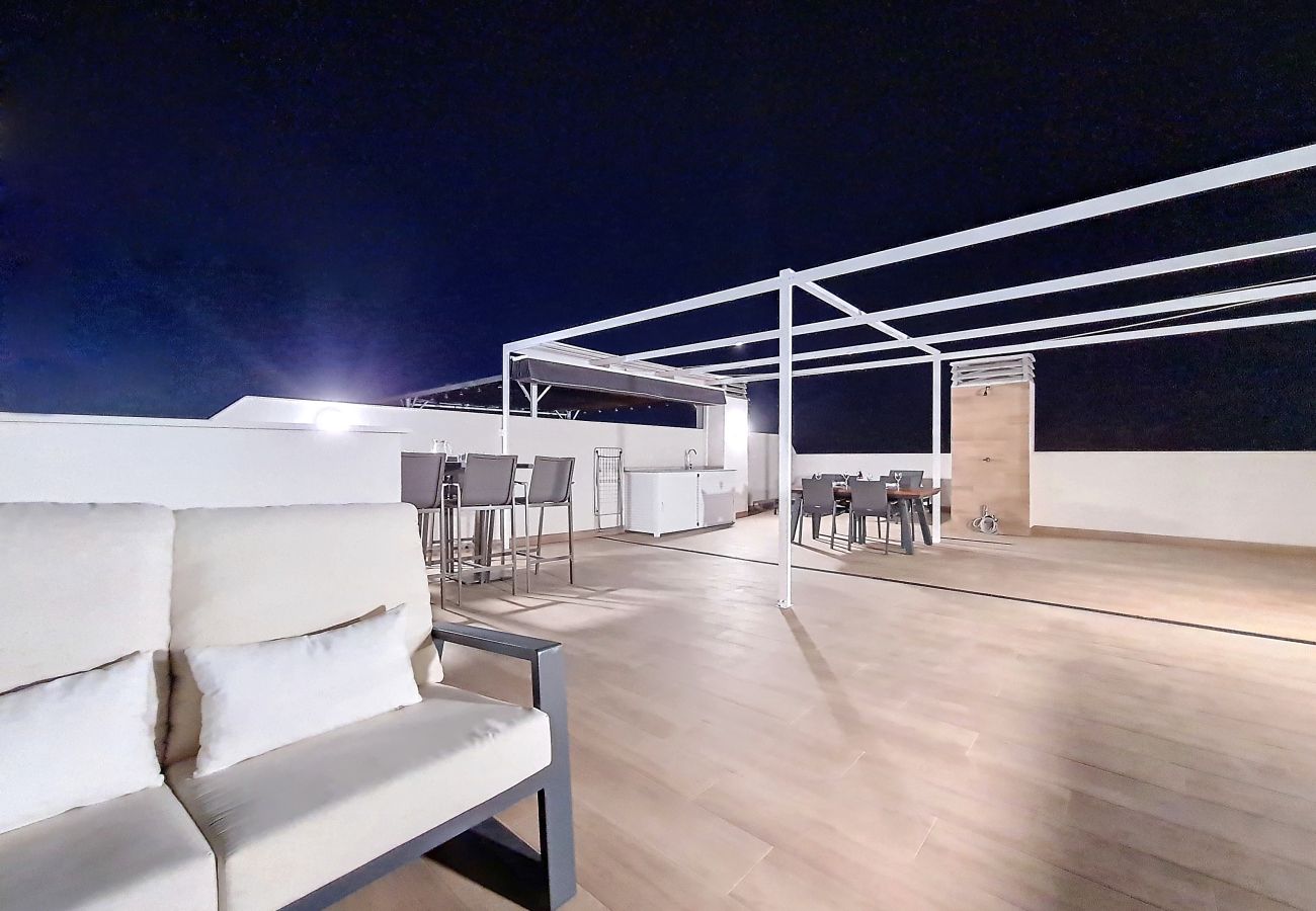 Appartement in San Javier - Penthouse-appartement met uitzicht op zee en het zwembad