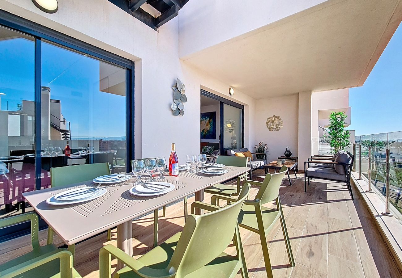 Appartement in San Javier - Penthouse-appartement met uitzicht op zee en het zwembad