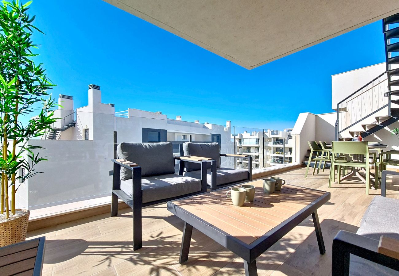 Appartement in San Javier - Penthouse-appartement met uitzicht op zee en het zwembad