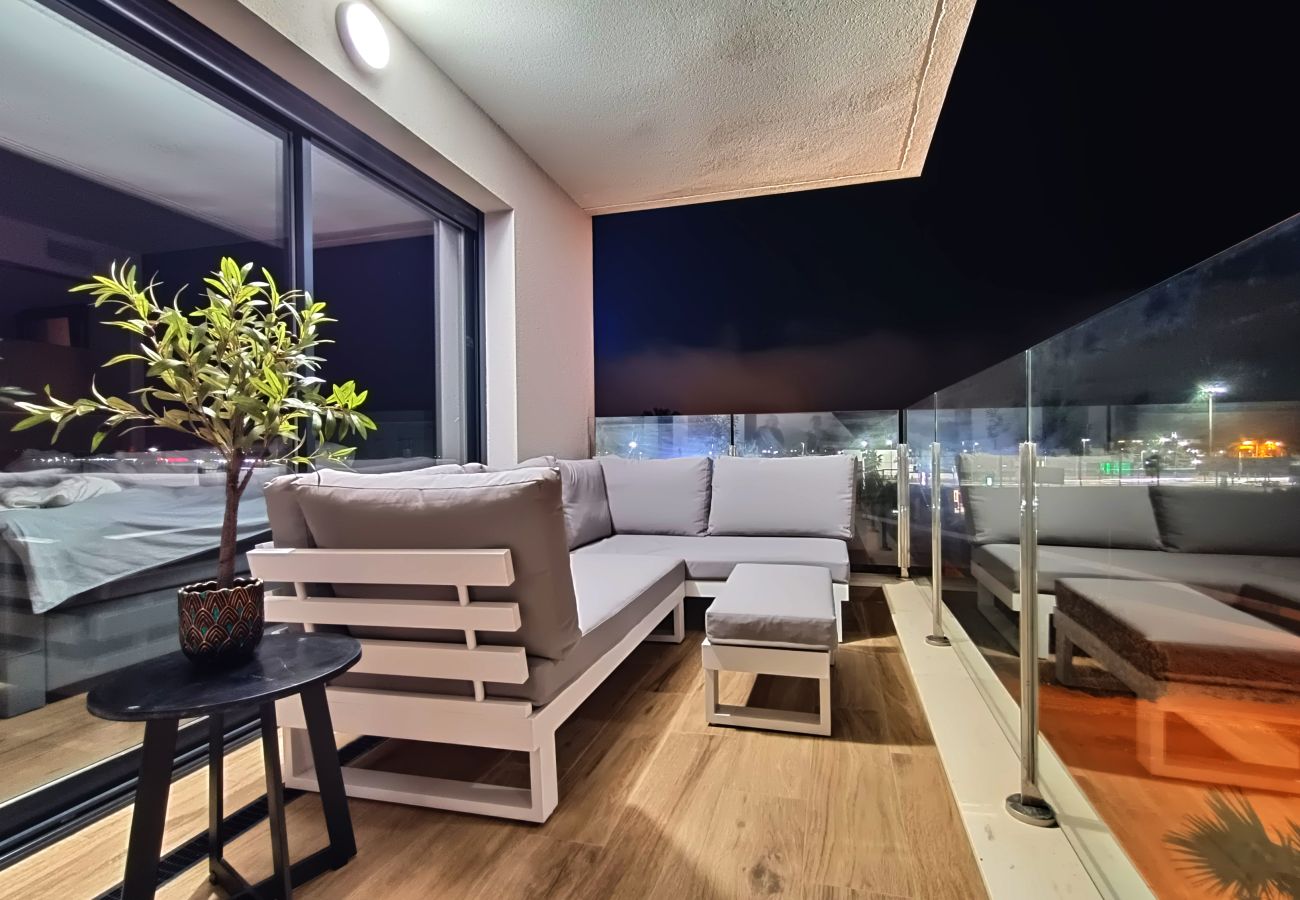 Appartement in San Javier - Appartement met groot balkon en uitzicht op het zwembad