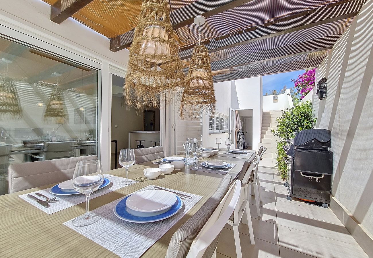 Villa in Mar de Cristal - Villa met privézwembad en tuin
