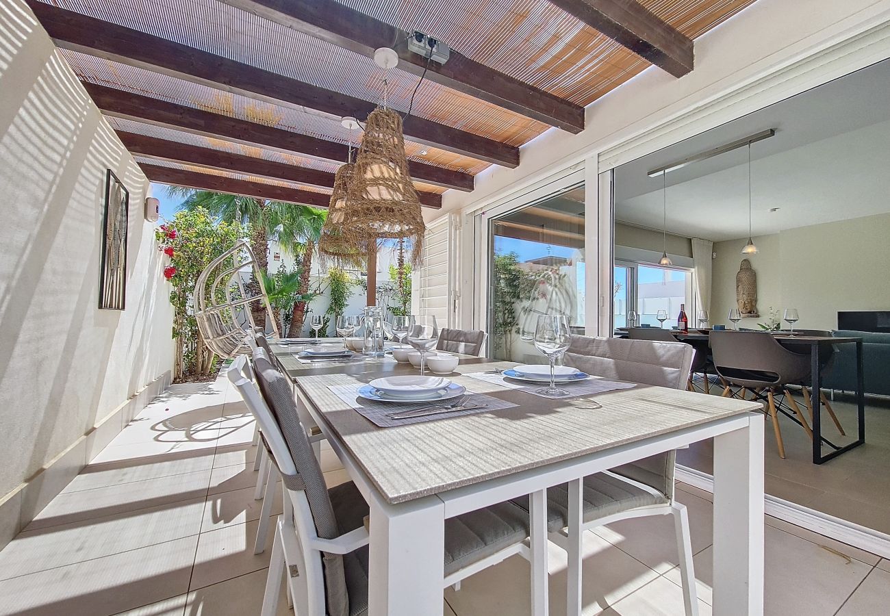 Villa in Mar de Cristal - Villa met privézwembad en tuin