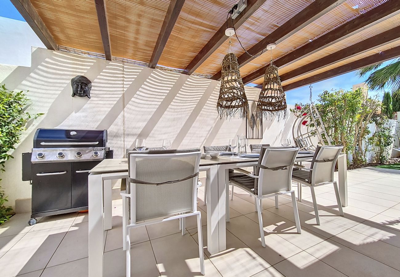 Villa in Mar de Cristal - Villa met privézwembad en tuin