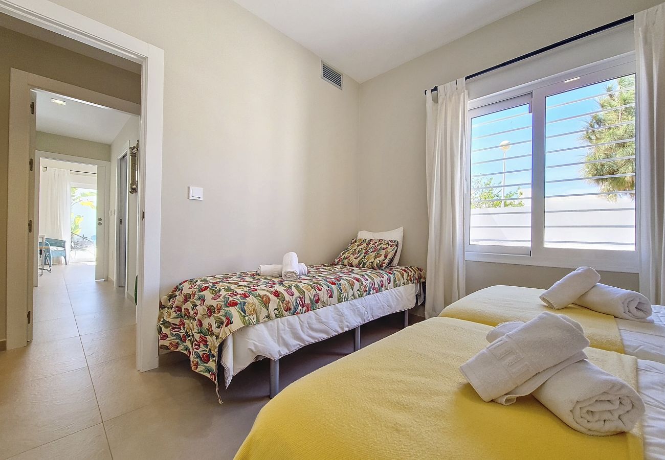 Villa in Mar de Cristal - Villa met privézwembad en tuin