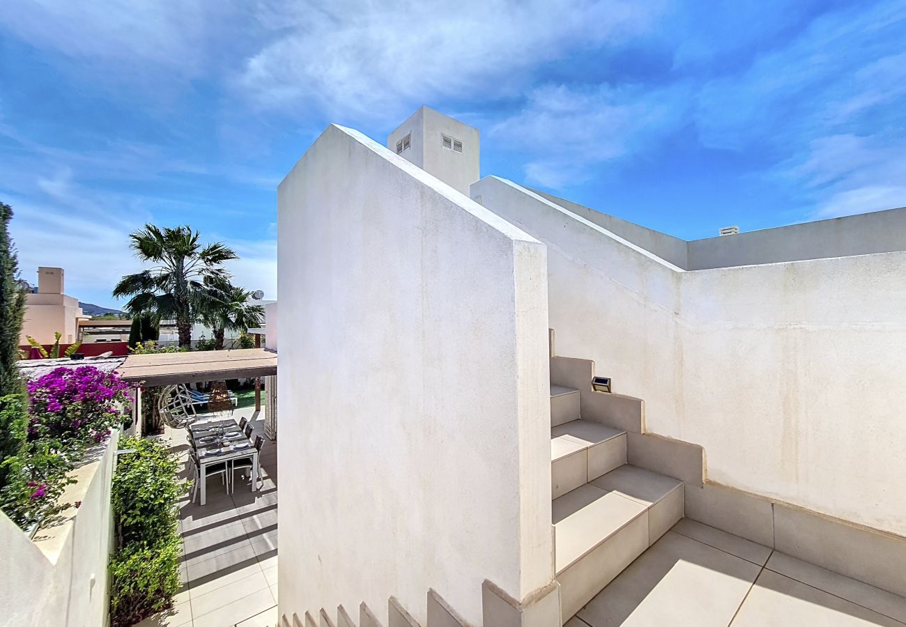 Villa in Mar de Cristal - Villa met privézwembad en tuin